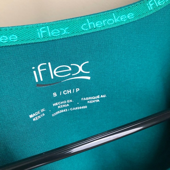 Green Cherokee I Flex scrub top size small - Picture 3 of 3